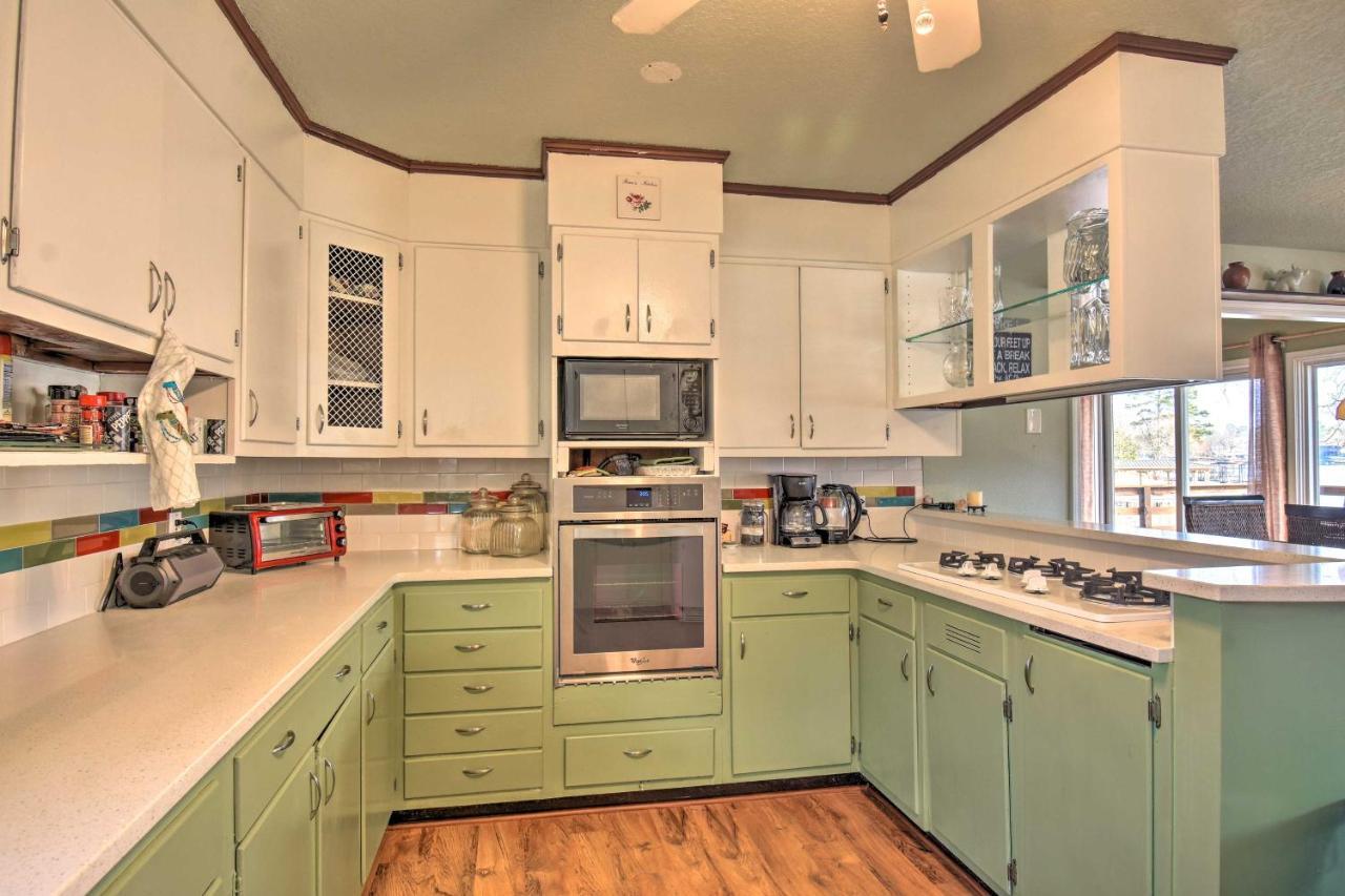 Lakefront Hot Springs Home With Updated Deck And Dock! Εξωτερικό φωτογραφία