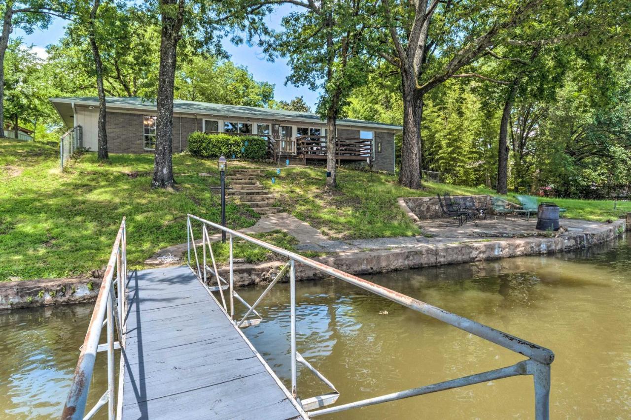 Lakefront Hot Springs Home With Updated Deck And Dock! Εξωτερικό φωτογραφία